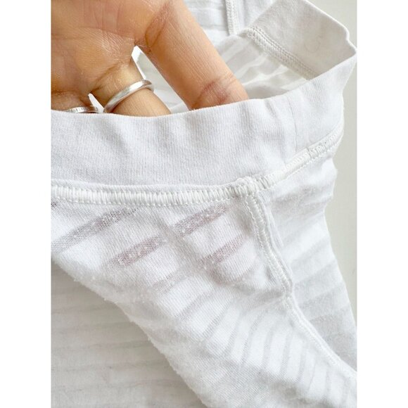 Lot of 2 LULULEMON Tops - Uncovered Muscle Tank & Love Crew T-Shirt, Size S - Picture 4 of 16